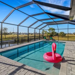 Oasis W/ Heated Salt Water Pool & Private Pier! Great for 2 Families!