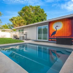 Sun & Swim Villa W/ Fence + Pool by Siesta Key!