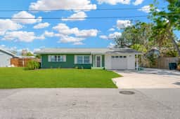Modern w/ Heated Pool & Fence by Siesta Key Beach!