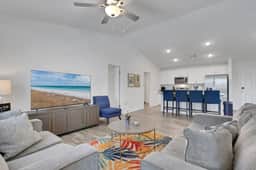Luxury Retreat W/Heated Pool! Ideal for 2 Families! - Image 4