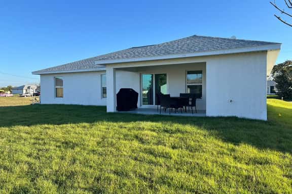 New Construction w/ Lanai. Great for 2 Families! - Image 1