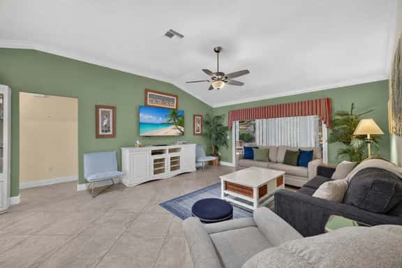 The Villages: Sumter Landing w/ lanai, patio! - Image 1