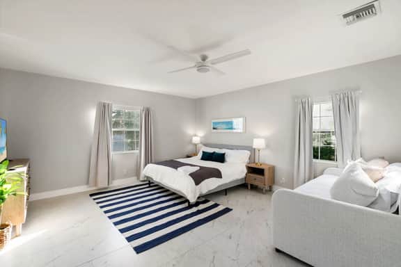 Amazing 4 bed 3 bath Marco Island home w/ Heated Pool
