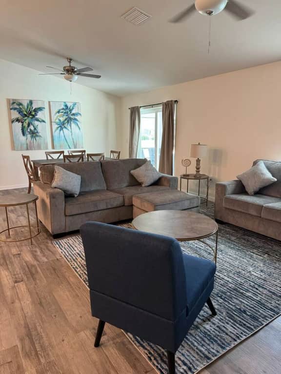 Enjoy Heated Salt Water Pool & Patio! Ideal for 2 Families