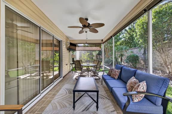 The Villages: Sumter Landing w/ lanai, patio!