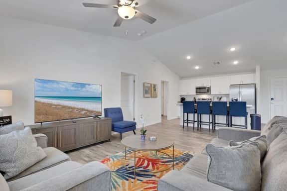 Luxury Retreat W/Heated Pool! Ideal for 2 Families! - Image 4