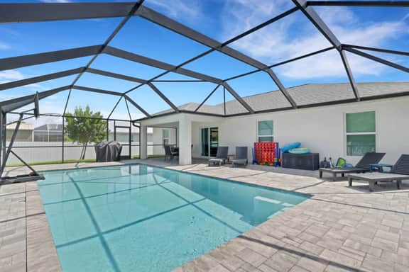 New W/ Heated SaltWater Pool! Ideal for 2 Families - Image 3
