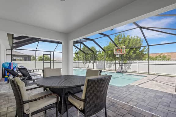 New W/ Heated SaltWater Pool! Ideal for 2 Families - Image 5